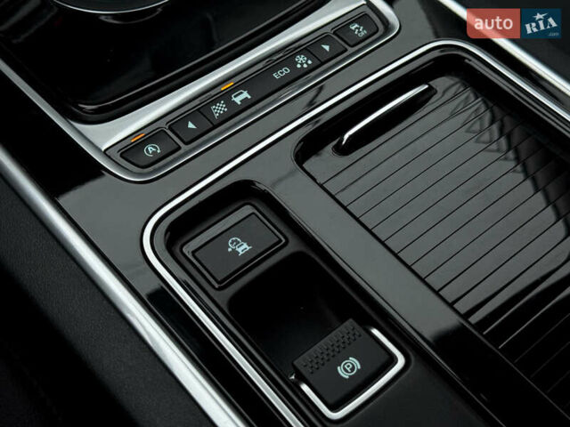 Черный Ягуар ХФ, объемом двигателя 2 л и пробегом 113 тыс. км за 17600 $, фото 30 на Automoto.ua