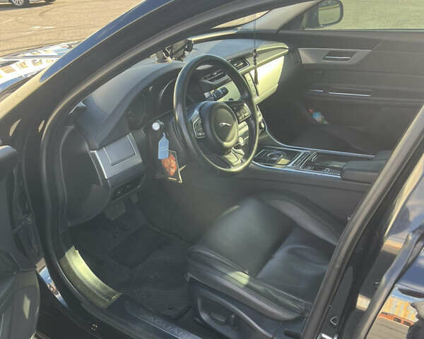 Черный Ягуар ХФ, объемом двигателя 2 л и пробегом 158 тыс. км за 17500 $, фото 15 на Automoto.ua