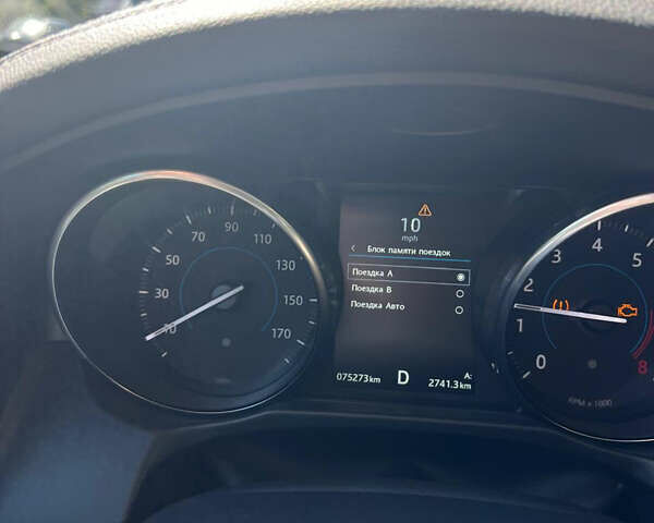 Черный Ягуар ХФ, объемом двигателя 3 л и пробегом 75 тыс. км за 16000 $, фото 5 на Automoto.ua