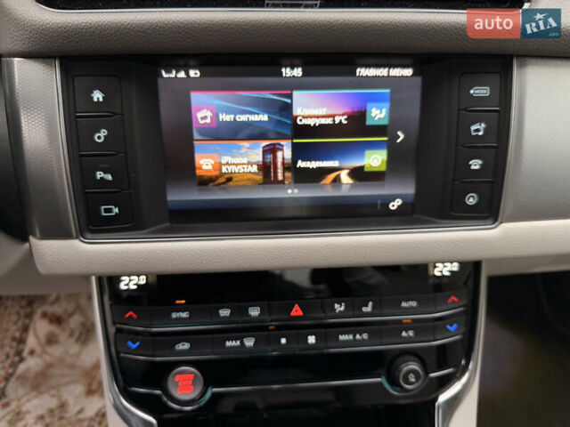 Черный Ягуар ХФ, объемом двигателя 3 л и пробегом 148 тыс. км за 18700 $, фото 47 на Automoto.ua