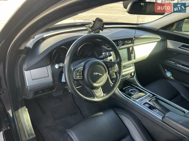 Черный Ягуар ХФ, объемом двигателя 2 л и пробегом 158 тыс. км за 17500 $, фото 16 на Automoto.ua