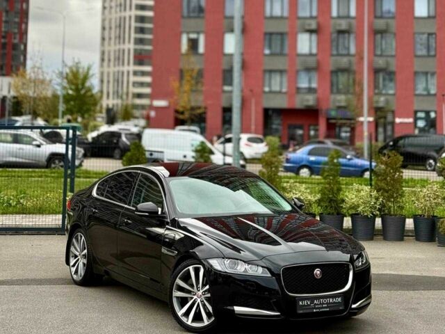 Чорний Ягуар ХФ, об'ємом двигуна 0 л та пробігом 99 тис. км за 22900 $, фото 4 на Automoto.ua