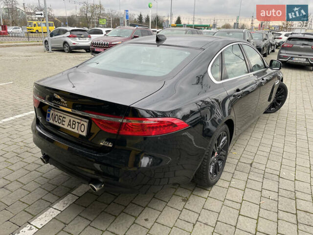 Чорний Ягуар ХФ, об'ємом двигуна 3 л та пробігом 71 тис. км за 17000 $, фото 2 на Automoto.ua