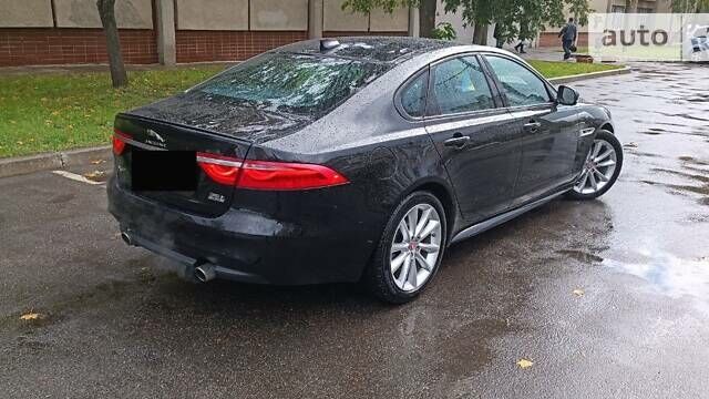 Черный Ягуар ХФ, объемом двигателя 3 л и пробегом 121 тыс. км за 22900 $, фото 5 на Automoto.ua