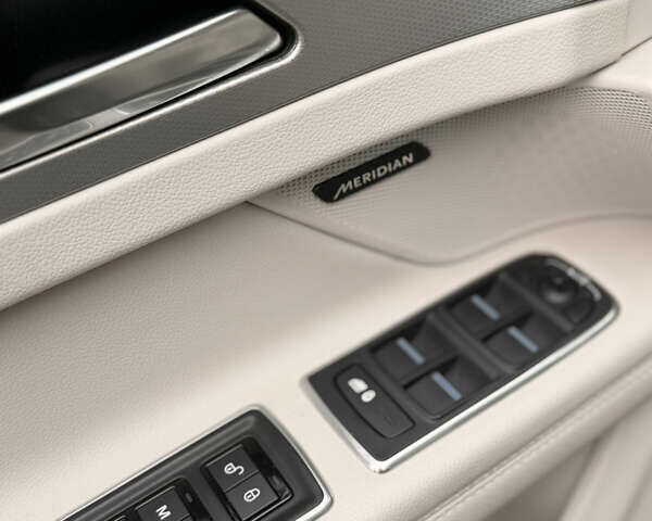 Черный Ягуар ХФ, объемом двигателя 3 л и пробегом 148 тыс. км за 18700 $, фото 12 на Automoto.ua