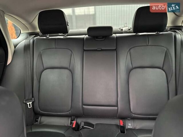 Черный Ягуар ХФ, объемом двигателя 2 л и пробегом 158 тыс. км за 15900 $, фото 38 на Automoto.ua