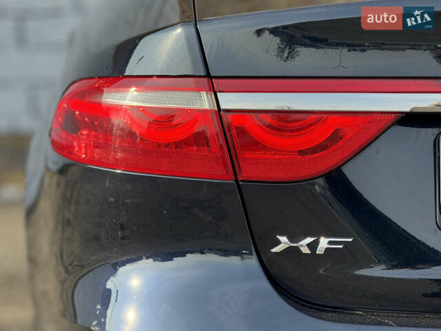 Черный Ягуар ХФ, объемом двигателя 3 л и пробегом 181 тыс. км за 17500 $, фото 20 на Automoto.ua