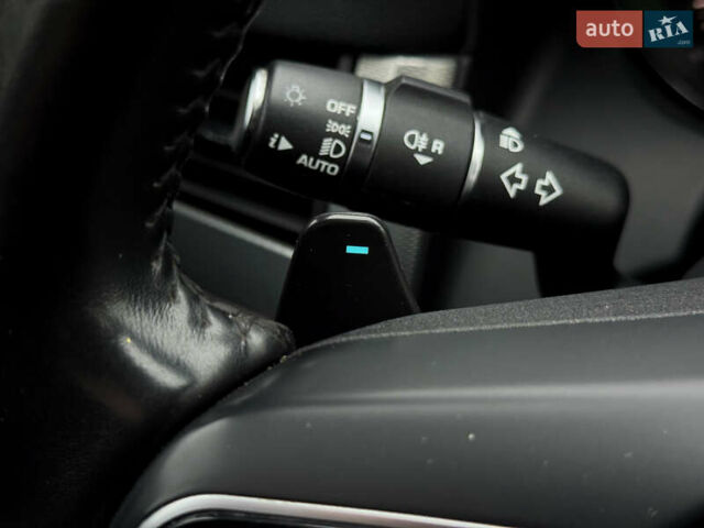 Черный Ягуар ХФ, объемом двигателя 2 л и пробегом 113 тыс. км за 17600 $, фото 19 на Automoto.ua