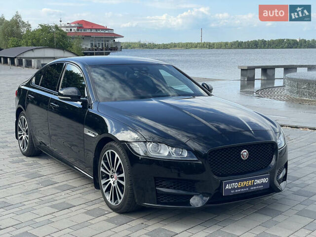 Черный Ягуар ХФ, объемом двигателя 2 л и пробегом 97 тыс. км за 20000 $, фото 34 на Automoto.ua