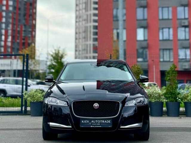 Чорний Ягуар ХФ, об'ємом двигуна 0 л та пробігом 99 тис. км за 22900 $, фото 3 на Automoto.ua