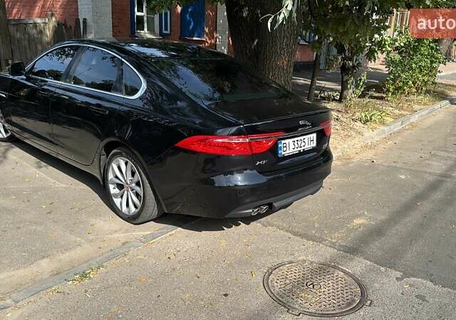 Черный Ягуар ХФ, объемом двигателя 2 л и пробегом 65 тыс. км за 17200 $, фото 4 на Automoto.ua