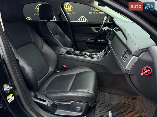 Черный Ягуар ХФ, объемом двигателя 2 л и пробегом 113 тыс. км за 17600 $, фото 12 на Automoto.ua