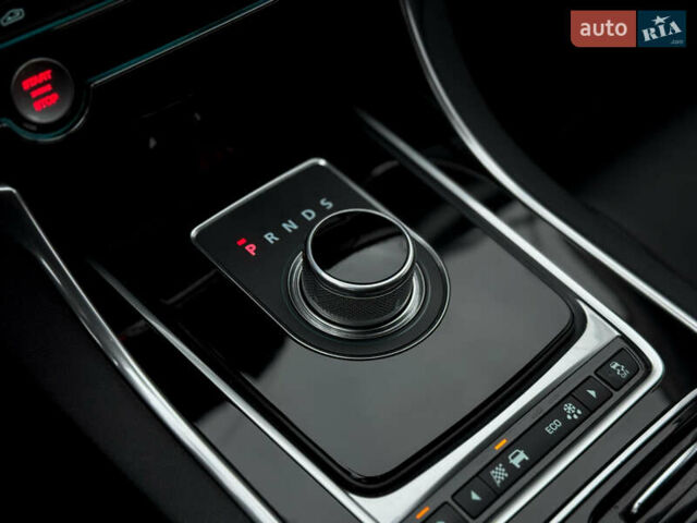 Черный Ягуар ХФ, объемом двигателя 2 л и пробегом 113 тыс. км за 17600 $, фото 29 на Automoto.ua