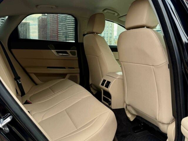 Чорний Ягуар ХФ, об'ємом двигуна 0 л та пробігом 99 тис. км за 22900 $, фото 14 на Automoto.ua