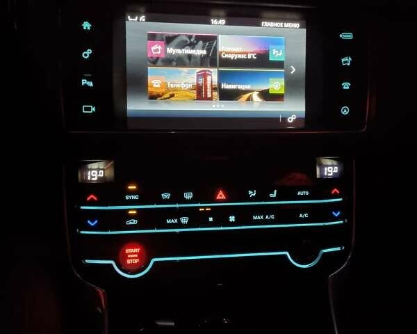 Черный Ягуар ХФ, объемом двигателя 3 л и пробегом 179 тыс. км за 22000 $, фото 10 на Automoto.ua