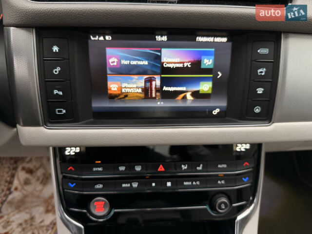 Черный Ягуар ХФ, объемом двигателя 3 л и пробегом 148 тыс. км за 18700 $, фото 48 на Automoto.ua