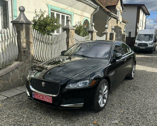 Чорний Ягуар ХФ, об'ємом двигуна 2 л та пробігом 123 тис. км за 19900 $, фото 2 на Automoto.ua