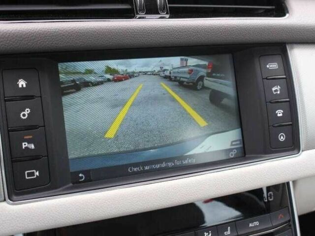 Черный Ягуар ХФ, объемом двигателя 3 л и пробегом 66 тыс. км за 3700 $, фото 13 на Automoto.ua