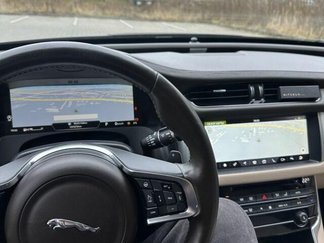 Черный Ягуар ХФ, объемом двигателя 2 л и пробегом 137 тыс. км за 18500 $, фото 6 на Automoto.ua