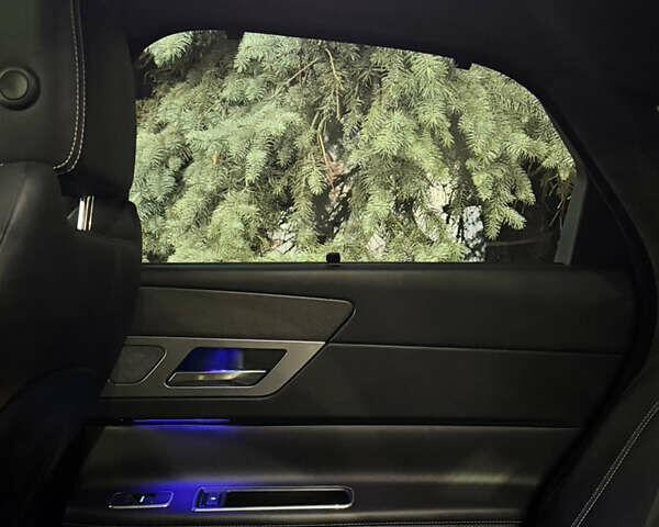 Черный Ягуар ХФ, объемом двигателя 2 л и пробегом 98 тыс. км за 19999 $, фото 31 на Automoto.ua