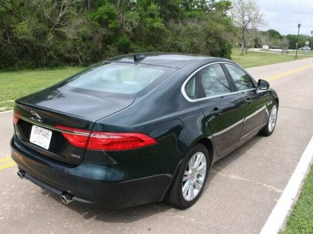 Черный Ягуар ХФ, объемом двигателя 3 л и пробегом 66 тыс. км за 3700 $, фото 3 на Automoto.ua