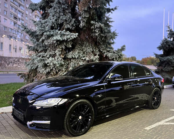 Черный Ягуар ХФ, объемом двигателя 2 л и пробегом 98 тыс. км за 19999 $, фото 10 на Automoto.ua