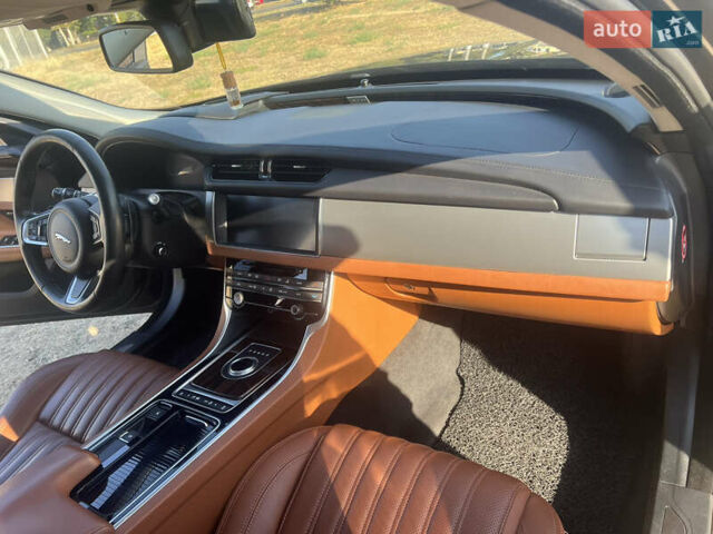 Черный Ягуар ХФ, объемом двигателя 2 л и пробегом 170 тыс. км за 24500 $, фото 17 на Automoto.ua