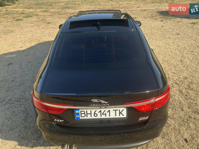Черный Ягуар ХФ, объемом двигателя 2 л и пробегом 170 тыс. км за 24500 $, фото 6 на Automoto.ua