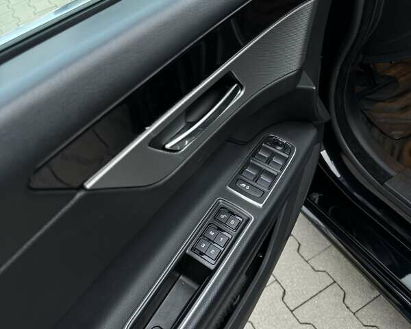 Черный Ягуар ХФ, объемом двигателя 2 л и пробегом 118 тыс. км за 22000 $, фото 15 на Automoto.ua