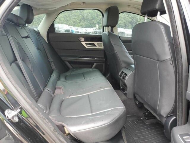 Черный Ягуар ХФ, объемом двигателя 3 л и пробегом 117 тыс. км за 1900 $, фото 6 на Automoto.ua