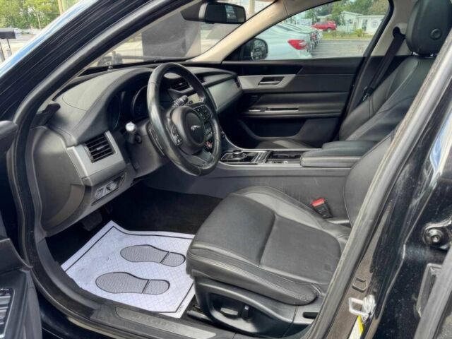 Ягуар ХФ 2017 в Одессе на Automoto.ua Черный Ягуар ХФ, объемом двигателя 3 л и пробегом 56 тыс. км за 4500 $, фото 6 на Automoto.ua