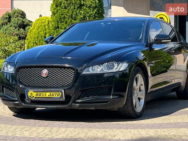 Черный Ягуар ХФ, объемом двигателя 2 л и пробегом 115 тыс. км за 15700 $, фото 2 на Automoto.ua