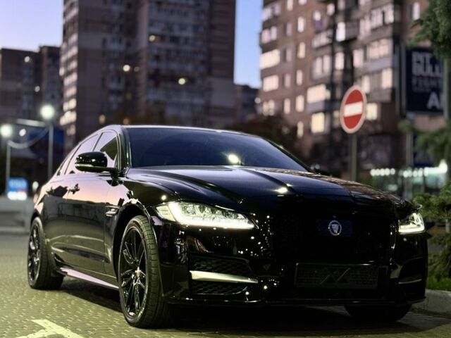 Черный Ягуар ХФ, объемом двигателя 2 л и пробегом 98 тыс. км за 18500 $, фото 4 на Automoto.ua