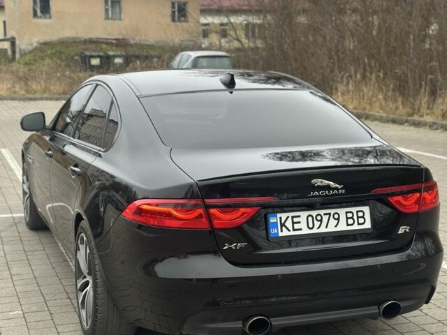 Черный Ягуар ХФ, объемом двигателя 2 л и пробегом 137 тыс. км за 18500 $, фото 3 на Automoto.ua