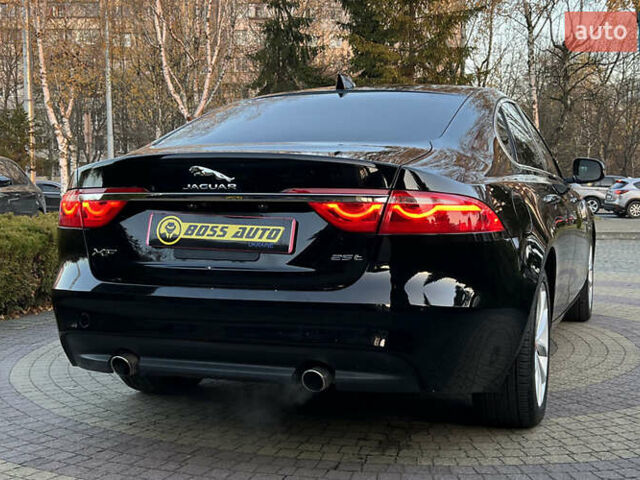 Черный Ягуар ХФ, объемом двигателя 0 л и пробегом 124 тыс. км за 20500 $, фото 6 на Automoto.ua