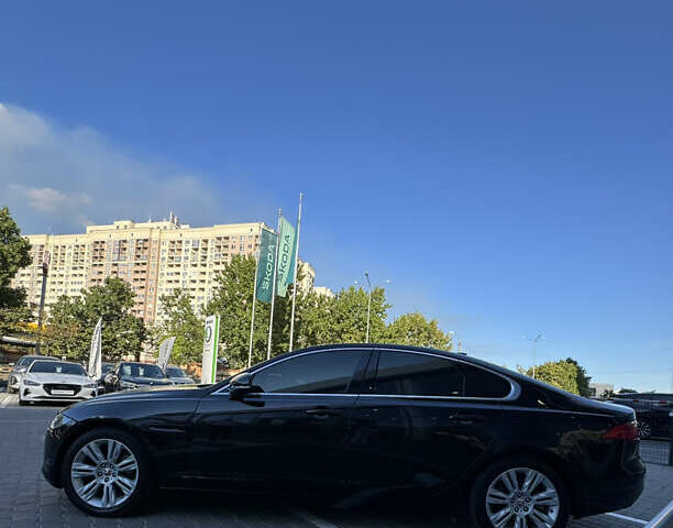 Черный Ягуар ХФ, объемом двигателя 2 л и пробегом 100 тыс. км за 26000 $, фото 13 на Automoto.ua