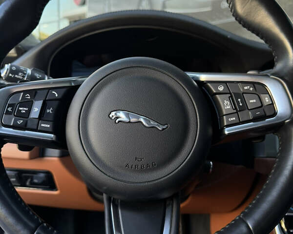 Черный Ягуар ХФ, объемом двигателя 2 л и пробегом 100 тыс. км за 26000 $, фото 34 на Automoto.ua