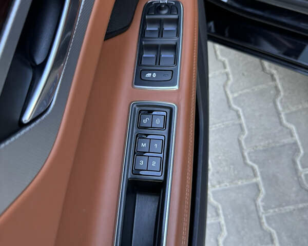 Черный Ягуар ХФ, объемом двигателя 2 л и пробегом 100 тыс. км за 26000 $, фото 19 на Automoto.ua