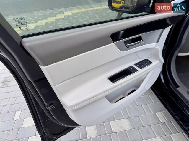 Черный Ягуар ХФ, объемом двигателя 2 л и пробегом 24 тыс. км за 28900 $, фото 51 на Automoto.ua