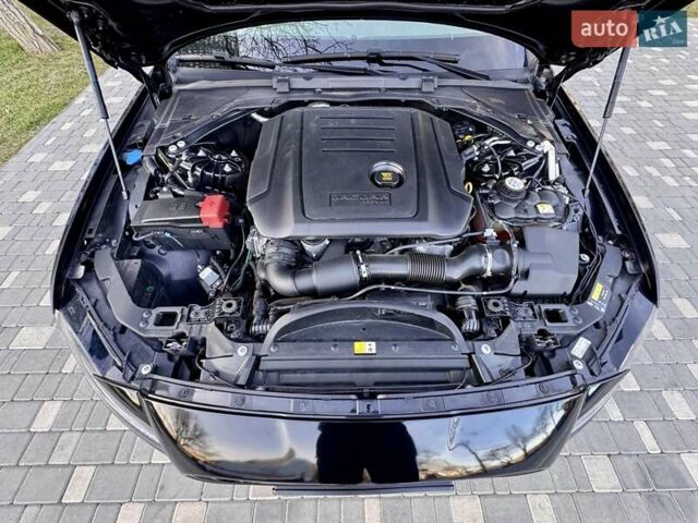 Черный Ягуар ХФ, объемом двигателя 2 л и пробегом 24 тыс. км за 28900 $, фото 83 на Automoto.ua