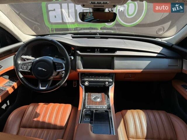 Черный Ягуар ХФ, объемом двигателя 2 л и пробегом 99 тыс. км за 26900 $, фото 65 на Automoto.ua