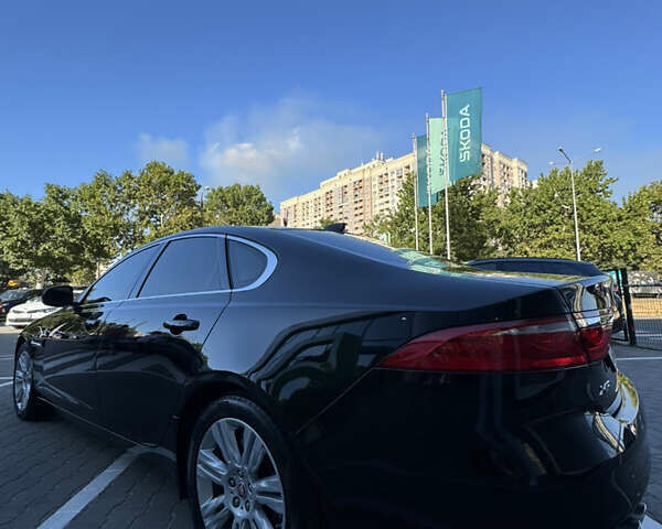 Черный Ягуар ХФ, объемом двигателя 2 л и пробегом 100 тыс. км за 26000 $, фото 8 на Automoto.ua