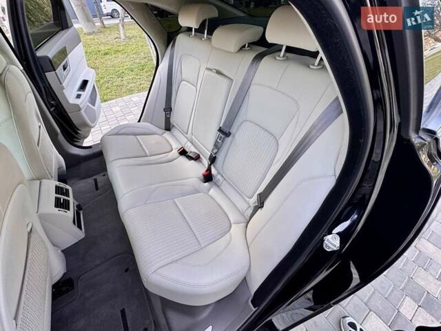 Черный Ягуар ХФ, объемом двигателя 2 л и пробегом 24 тыс. км за 28900 $, фото 68 на Automoto.ua