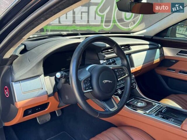 Черный Ягуар ХФ, объемом двигателя 2 л и пробегом 99 тыс. км за 26900 $, фото 56 на Automoto.ua