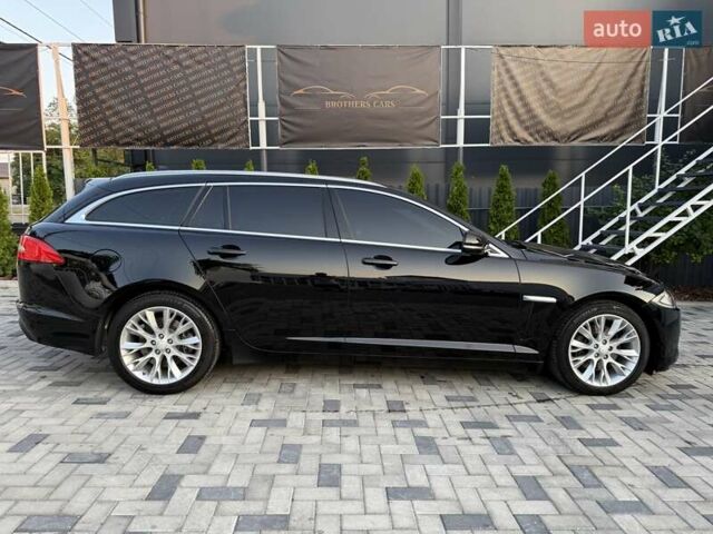 Черный Ягуар ХФ, объемом двигателя 2.18 л и пробегом 286 тыс. км за 12800 $, фото 5 на Automoto.ua