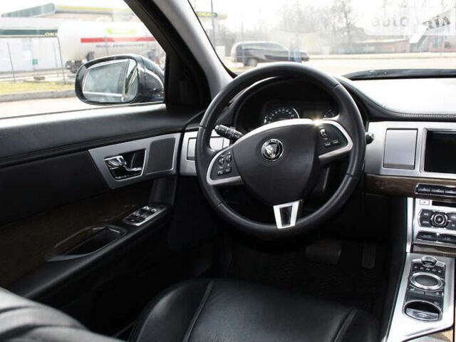 Черный Ягуар ХФ, объемом двигателя 2.18 л и пробегом 280 тыс. км за 13500 $, фото 8 на Automoto.ua