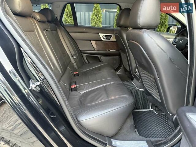 Черный Ягуар ХФ, объемом двигателя 2.18 л и пробегом 286 тыс. км за 12800 $, фото 19 на Automoto.ua