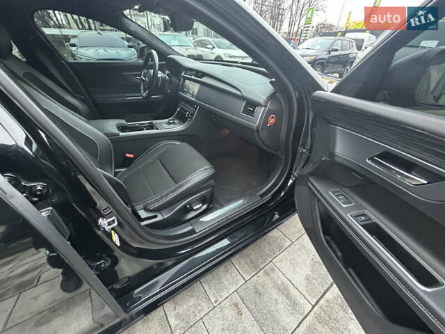 Черный Ягуар ХФ, объемом двигателя 2 л и пробегом 92 тыс. км за 26200 $, фото 31 на Automoto.ua