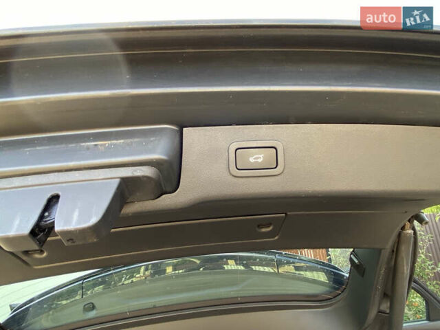 Чорний Ягуар ХФ, об'ємом двигуна 2 л та пробігом 91 тис. км за 26999 $, фото 42 на Automoto.ua