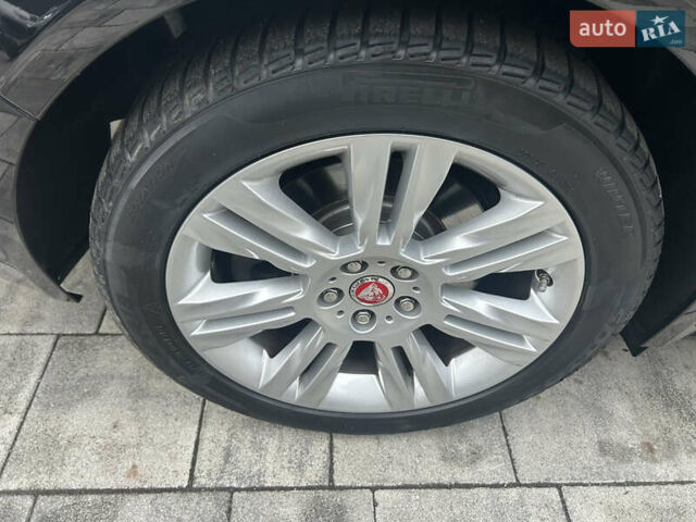 Черный Ягуар ХФ, объемом двигателя 2 л и пробегом 92 тыс. км за 26200 $, фото 33 на Automoto.ua